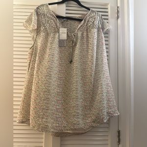 NWT Daniel Rainn Floral Blouse